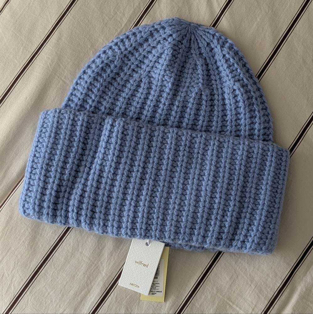 Wilfred Cornflower Blue Knit Hat